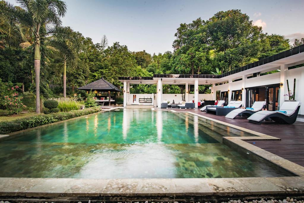 Stunning Villa Lily Lovina Exteriör bild