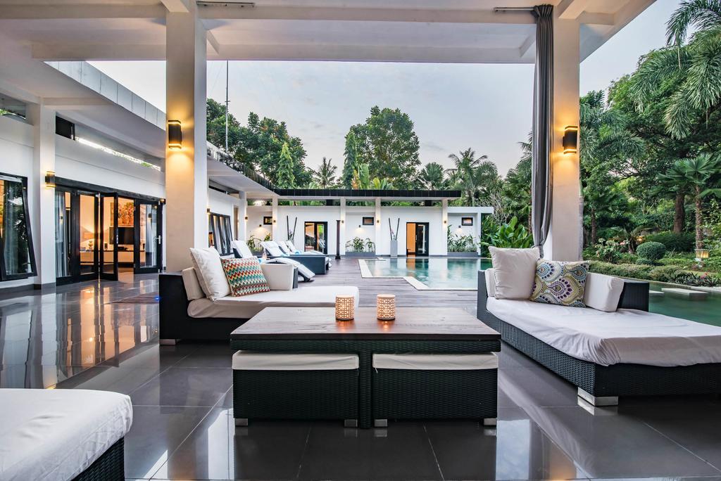 Stunning Villa Lily Lovina Exteriör bild