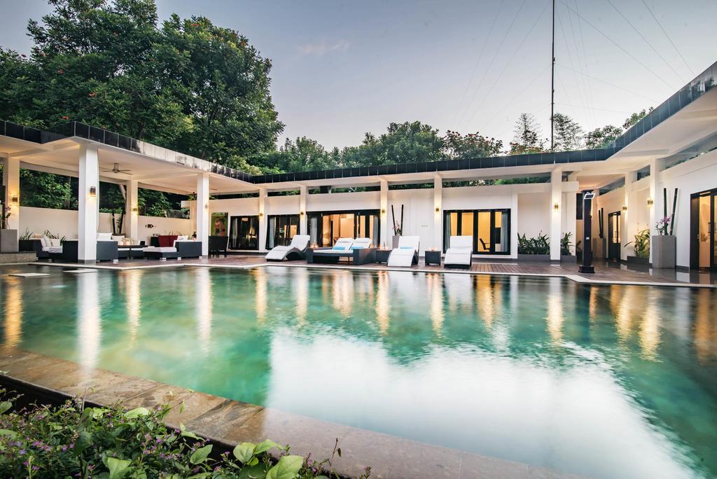 Stunning Villa Lily Lovina Exteriör bild
