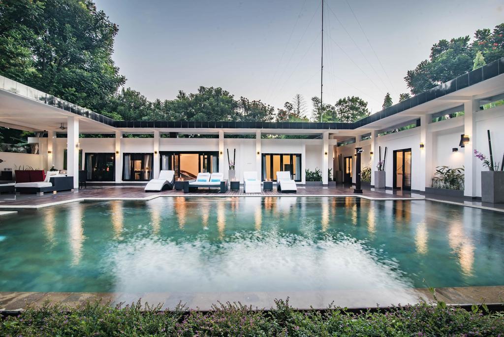 Stunning Villa Lily Lovina Exteriör bild